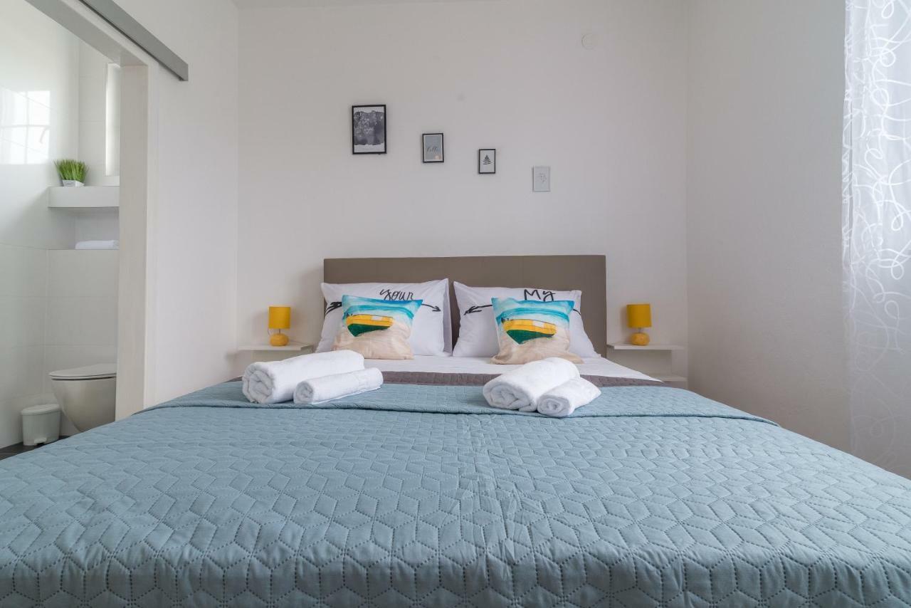 S&I Peaceful Holiday Home With Pool & Jacuzzi Galovac  Zewnętrze zdjęcie